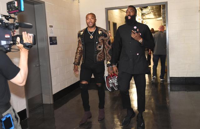 库马约尔杯半决赛：科内利亚诺1-3诺瓦拉、朱婷首发10分无缘决赛（库马约尔杯半决赛：科内利亚诺1-3不敌诺瓦拉，朱婷首发砍10分仍无缘决赛）