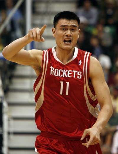 迪乌夫：齐沃经常和我交流帮我提高，高兴自己的机会越来越多（迪乌夫：齐沃常与我沟通助我进步，很高兴自己的出场机会越来越多）