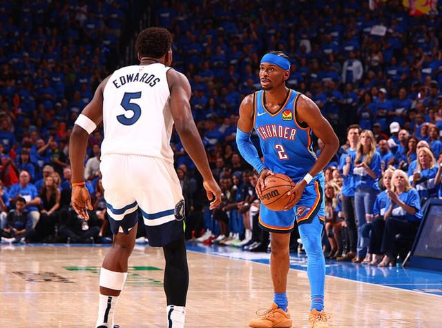 重穿球鞋，前皇马后卫科恩特朗准备参加国王联赛（前皇马后卫科恩特朗重返绿茵，将征战国王联赛）