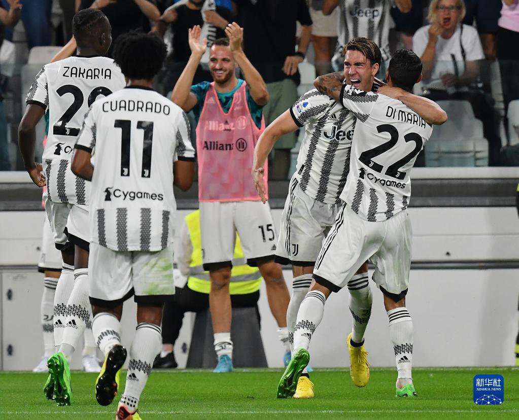 又进球！卡尔全场数据：5射3正进1球，送出3次关键传球（再破门！卡尔全场5次射门3次射正斩获1球，并送出3次关键传球）