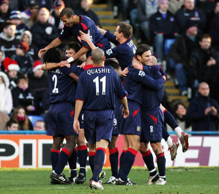 父亲：圣地亚哥从未讨论过离开的可能性，他在米兰很开心（父亲：圣地亚哥没考虑过离开，他在米兰很开心）