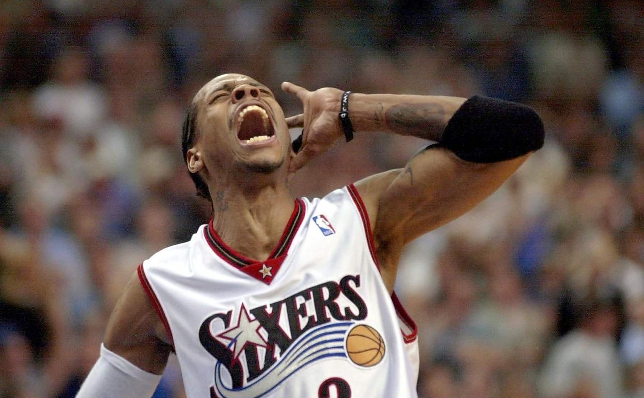 🎮DK 2-0 T1：许哥球给Siwoo一击制胜，DK再下一城（🎮DK 2-0 T1：许哥妙传助Siwoo绝杀，DK强势再取一胜）