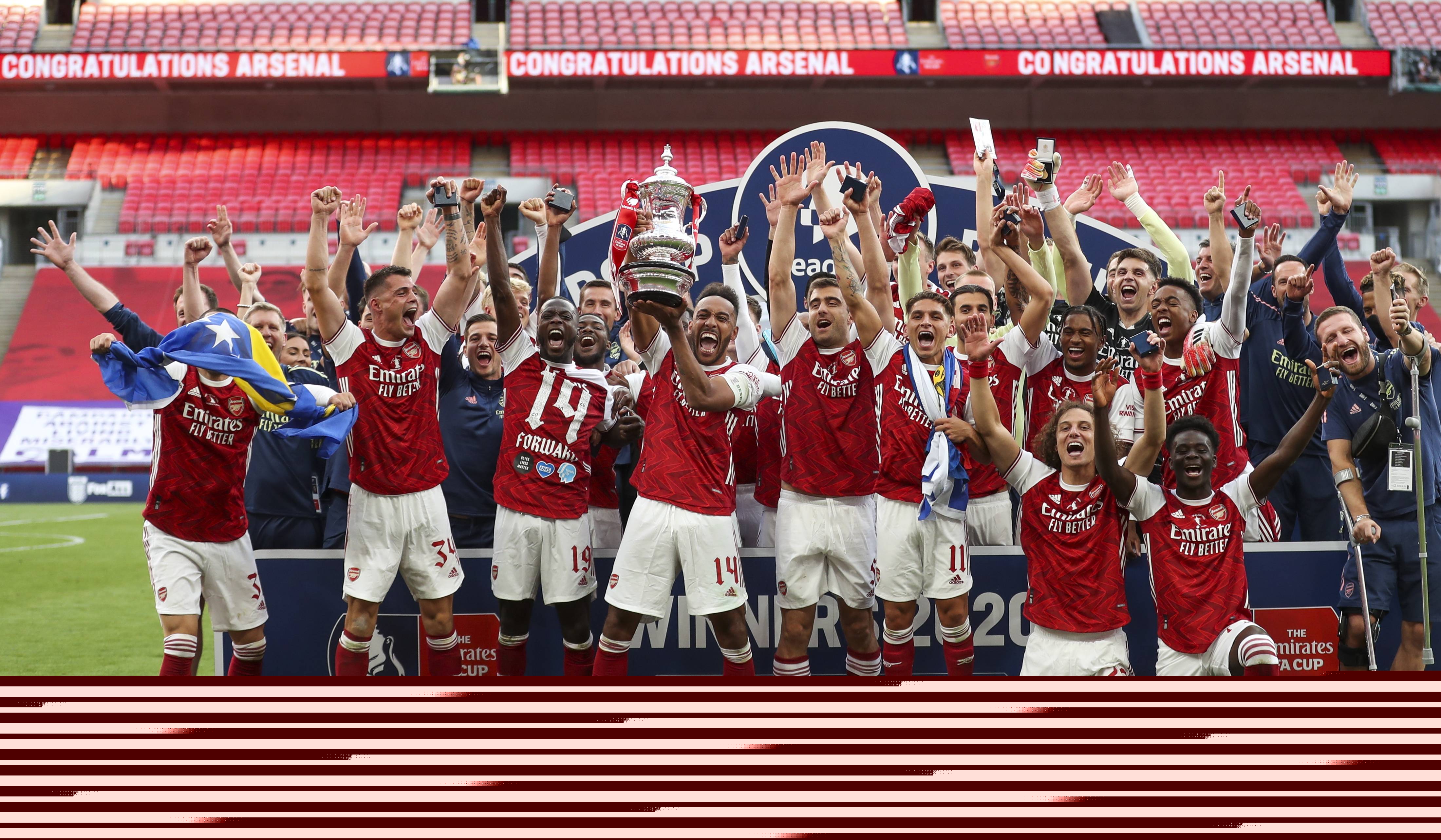 麦肯尼：没能拿下3分很遗憾；新教练带来了新的理念和活力（麦肯尼：错失三分令人惋惜，新帅注入全新理念与活力）