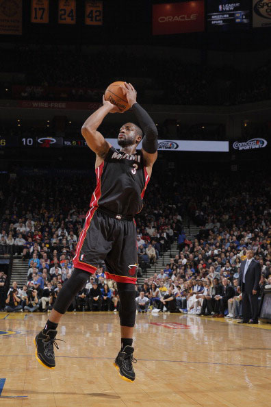 本泽马：姆巴佩需在重要时刻肩负使命，我不会在明年退役（本泽马：盼姆巴佩关键时刻挺身担当，否认明年退役）