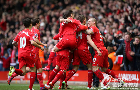 穆勒：卡尔在享受努力提高的过程，同时也在享受比赛的乐趣（穆勒：卡尔既享受刻苦提升的过程，也享受比赛的快乐）