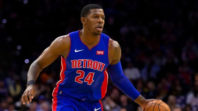 卫报：曼联对沃特金斯估价4000万至4500万镑，维拉要6000万镑（卫报：曼联仅估沃特金斯4000万-4500万英镑，维拉要价高达6000万英镑）