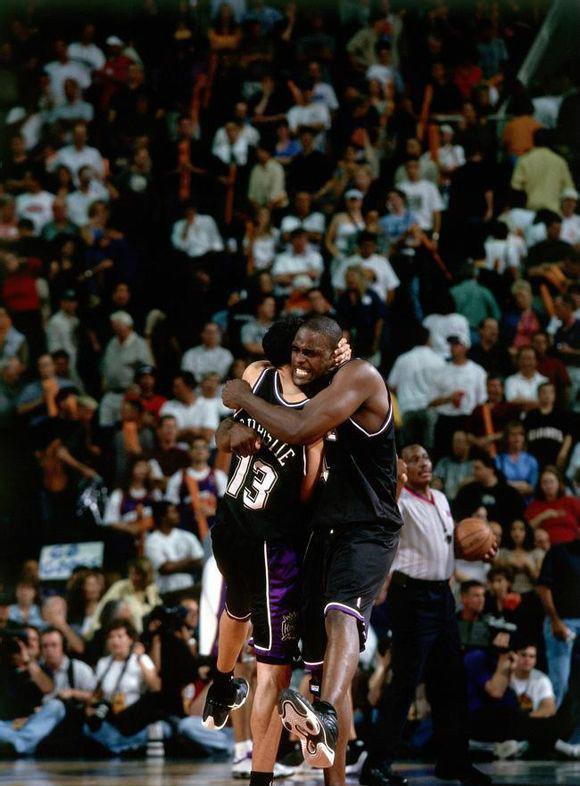 胜负早有伏笔（成败早见端倪）