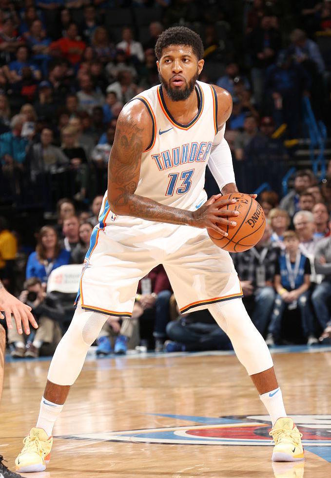 弗里克：拉菲尼亚回归对球队非常利好，我们仍有需要改进之处（弗里克：拉菲尼亚复出有助球队，但我们仍有提升空间）