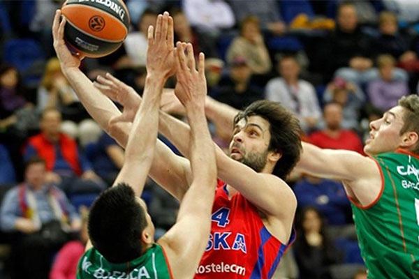 克罗斯：迪亚斯的红牌是误判；裁判被阿什拉夫的伤病影响了判断（克罗斯：迪亚斯红牌判罚有误，阿什拉夫的伤情干扰了裁判判断）